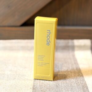 rhode Pineapple Refresh PGA Daily Cleanser